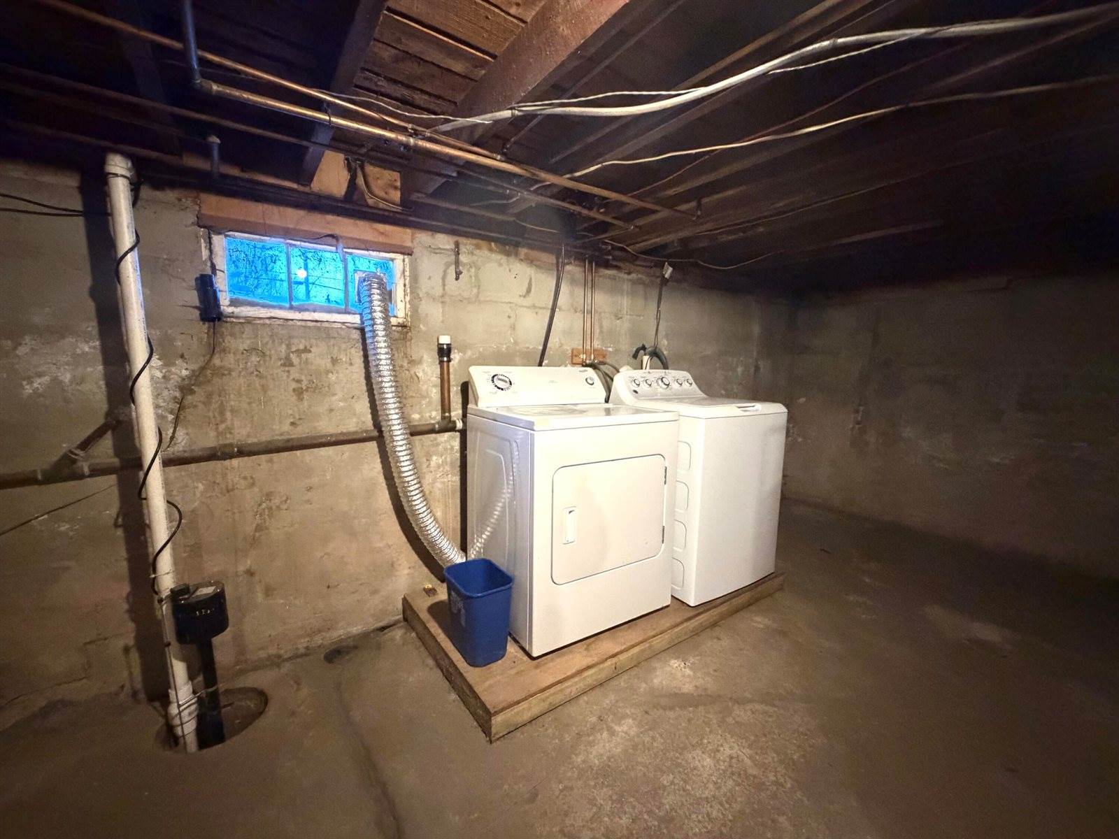 27 School Street, Guilford, ME 04443