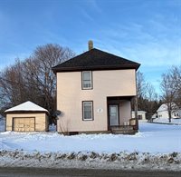 27 School Street, Guilford, ME 04443