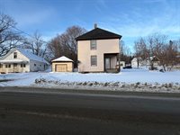 27 School Street, Guilford, ME 04443