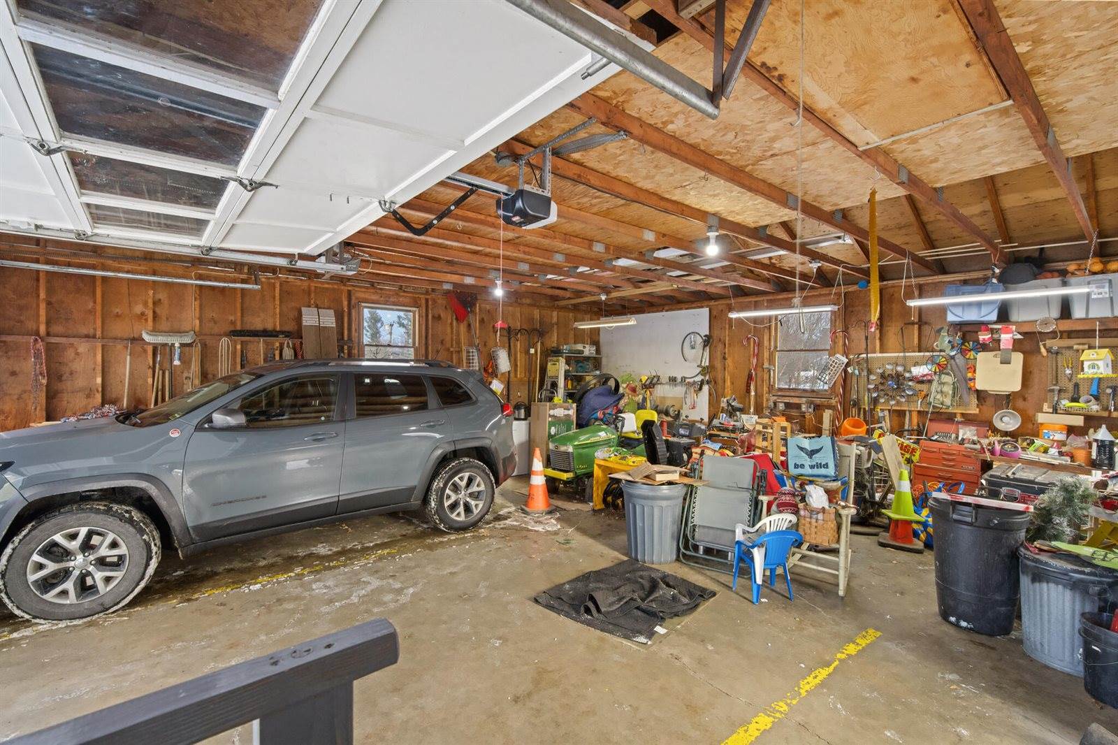 284 Parkway South, Brewer, ME 04412