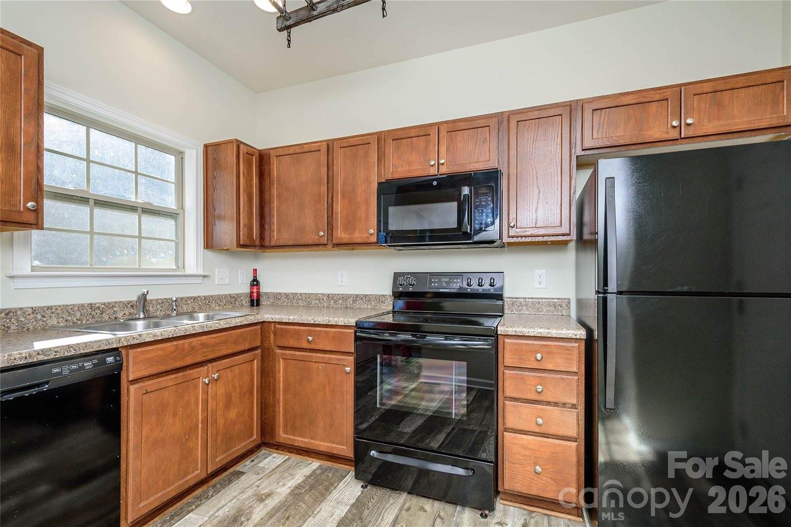 35 Greenly Lane, Fletcher, NC 28732
