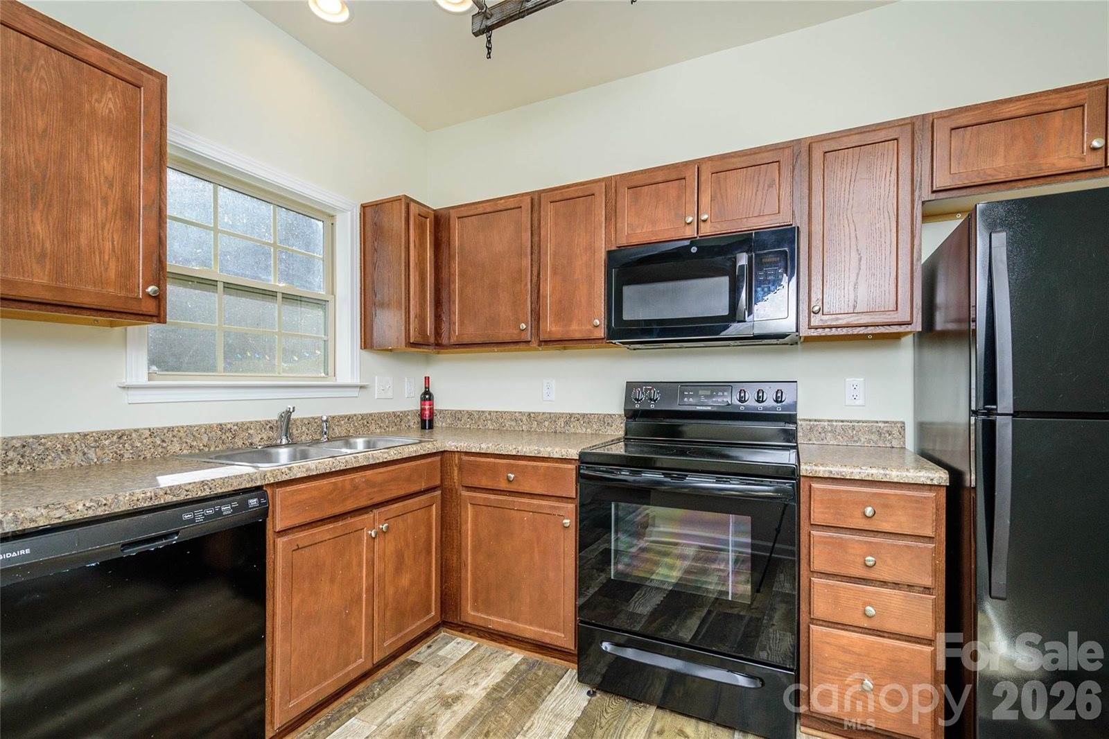 35 Greenly Lane, Fletcher, NC 28732