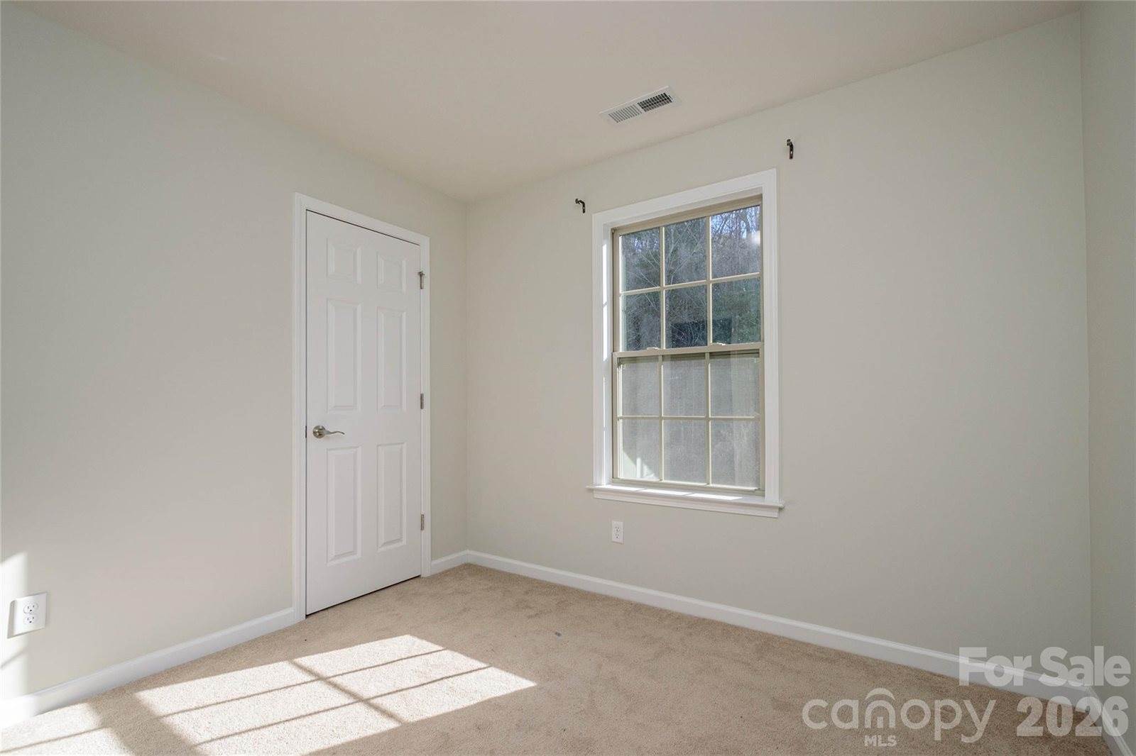 35 Greenly Lane, Fletcher, NC 28732