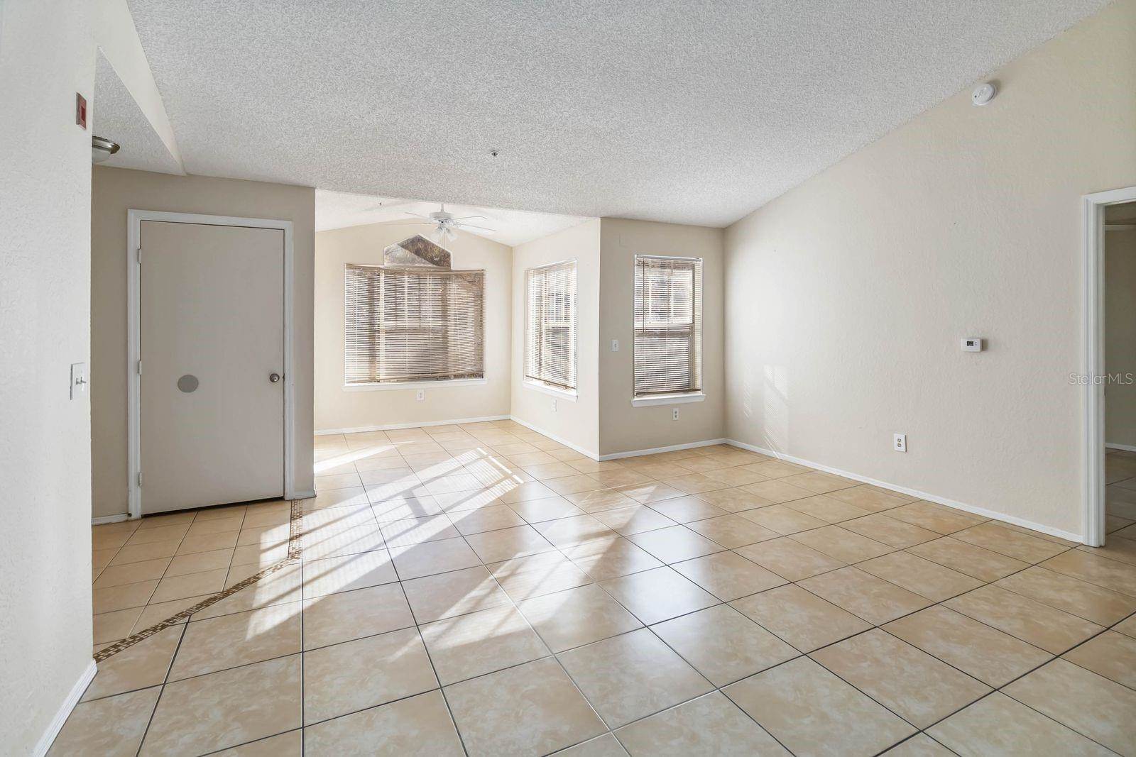 2217 Grand Cayman Court, Kissimmee, FL 34741