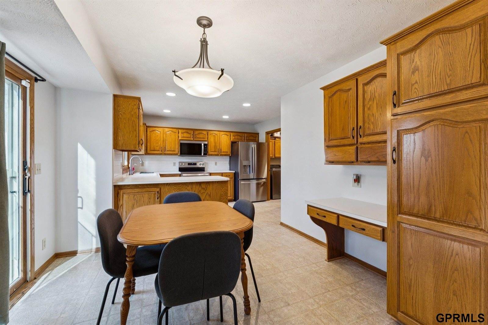 2504 North 154Th Avenue, Omaha, NE 68116