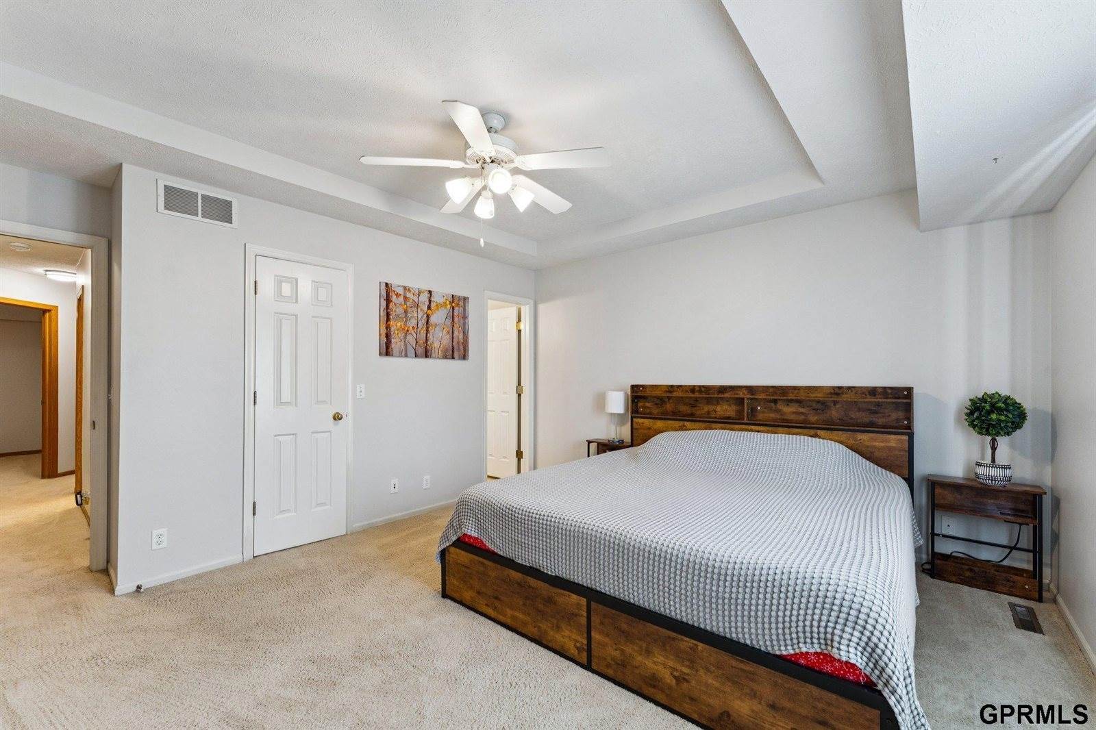 2504 North 154Th Avenue, Omaha, NE 68116