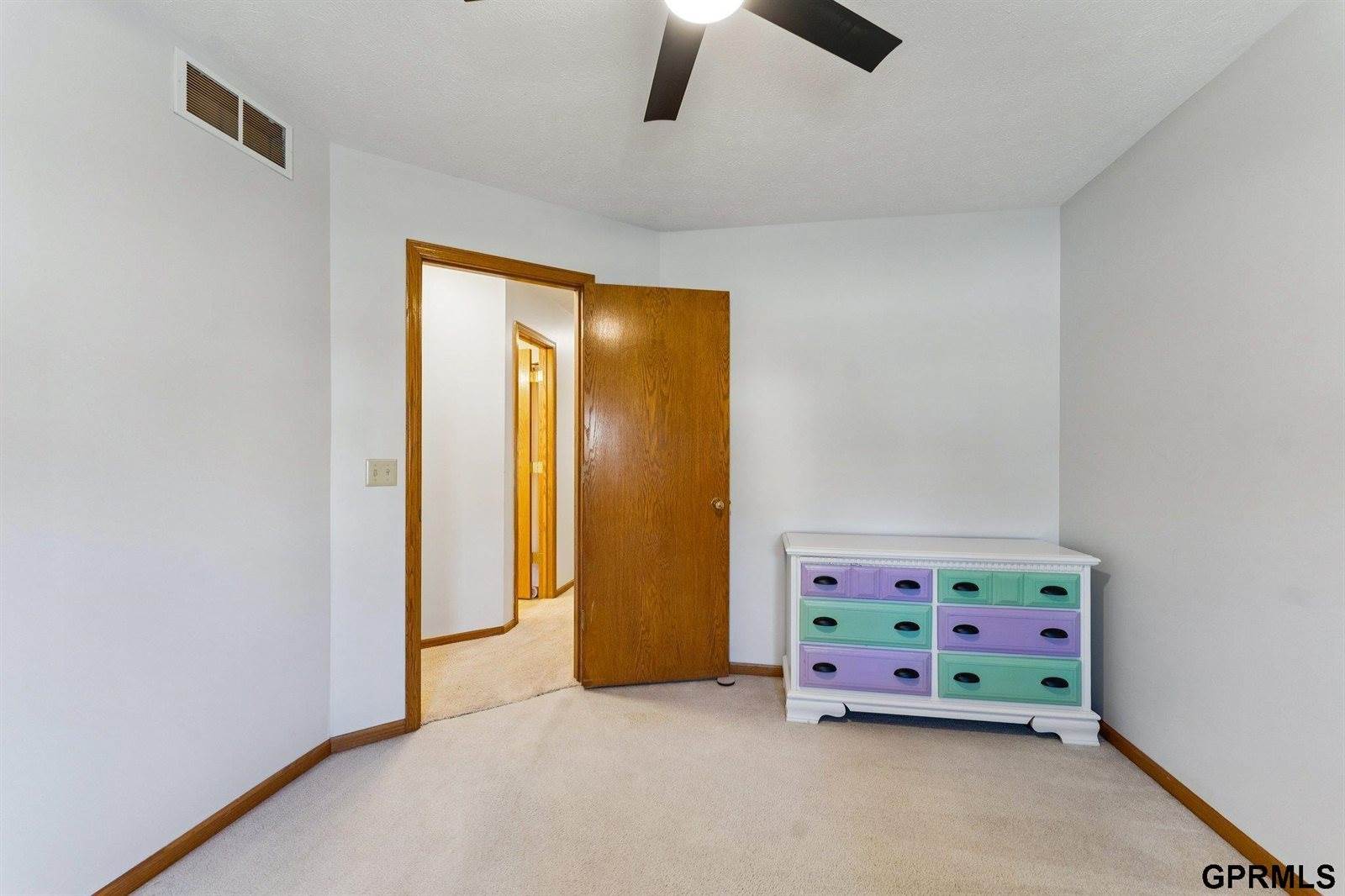 2504 North 154Th Avenue, Omaha, NE 68116