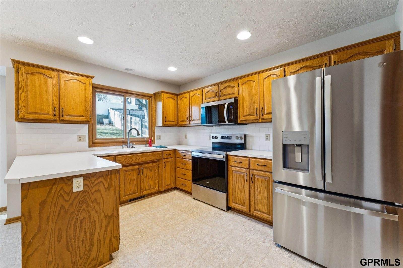 2504 North 154Th Avenue, Omaha, NE 68116