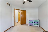 2504 North 154Th Avenue, Omaha, NE 68116