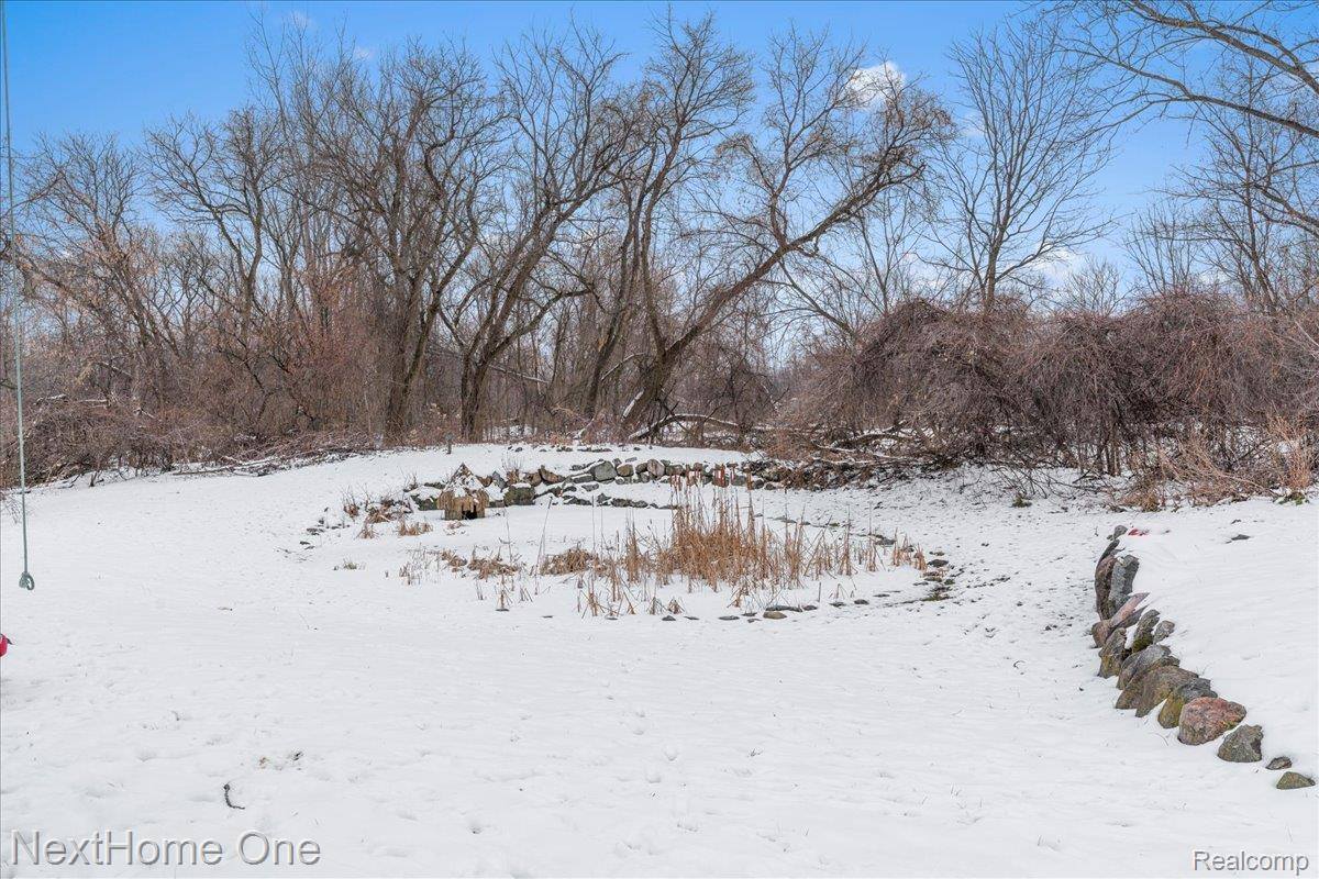 627 East Washington Street, HowellCity_Livingston, MI 48843