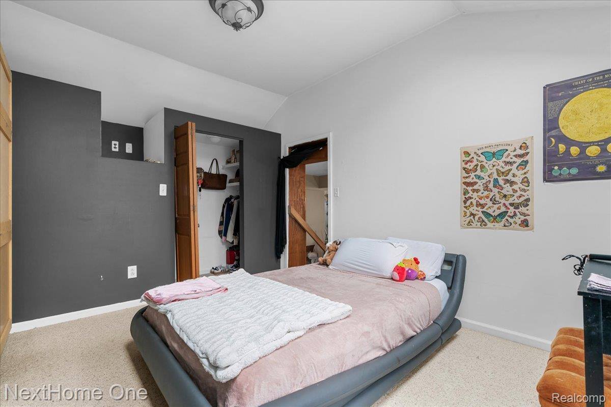 627 East Washington Street, HowellCity_Livingston, MI 48843