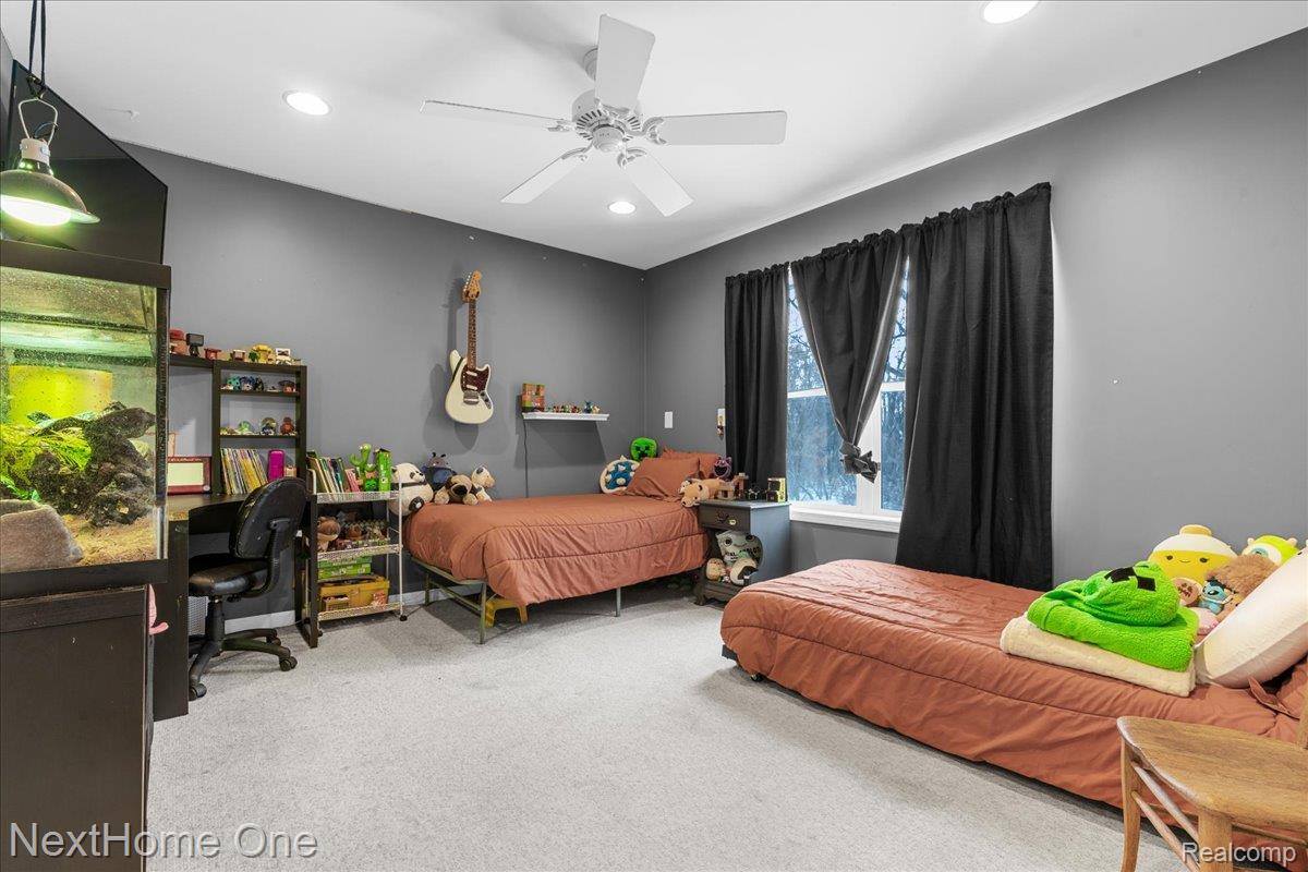 627 East Washington Street, HowellCity_Livingston, MI 48843