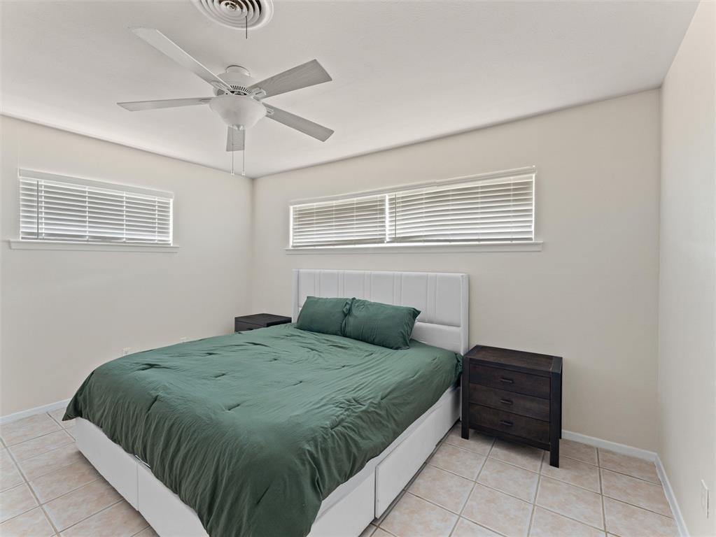 510 Overlook Drive, Midlothian, TX 76065