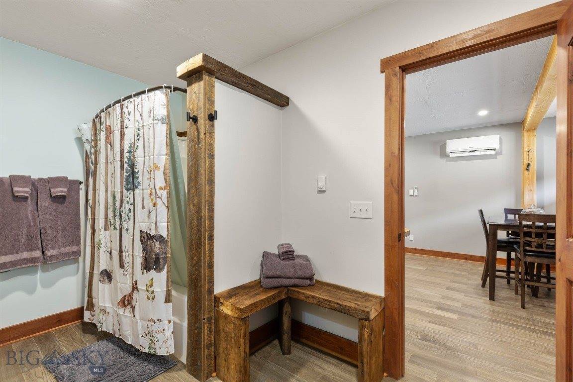 4 Solar Mountain Road, Gardiner, MT 59030