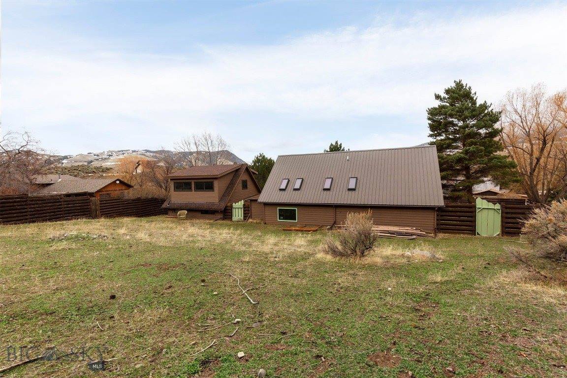 4 Solar Mountain Road, Gardiner, MT 59030