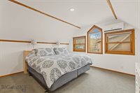 4 Solar Mountain Road, Gardiner, MT 59030