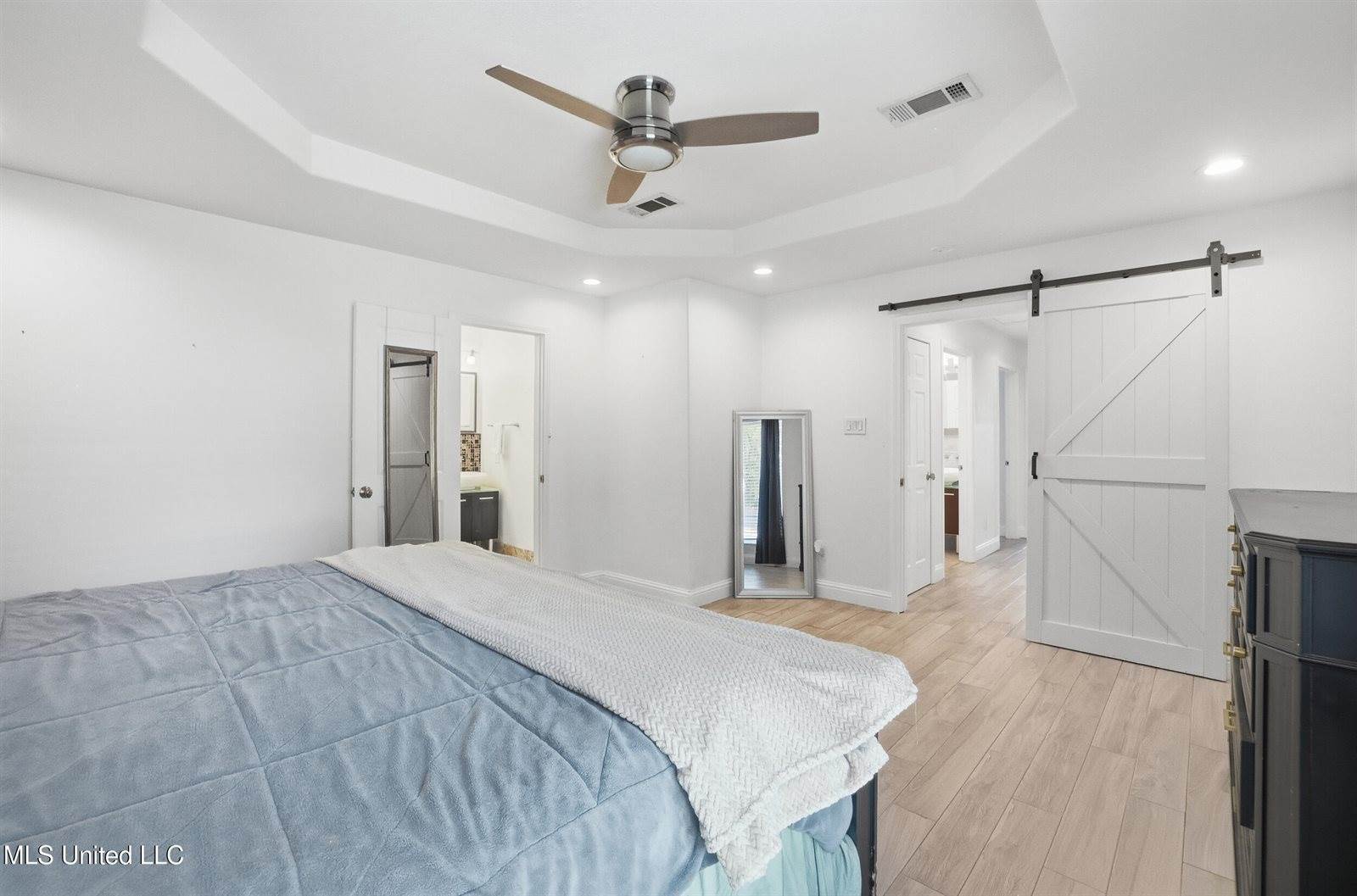 6800 Riviera Drive, Biloxi, MS 39532