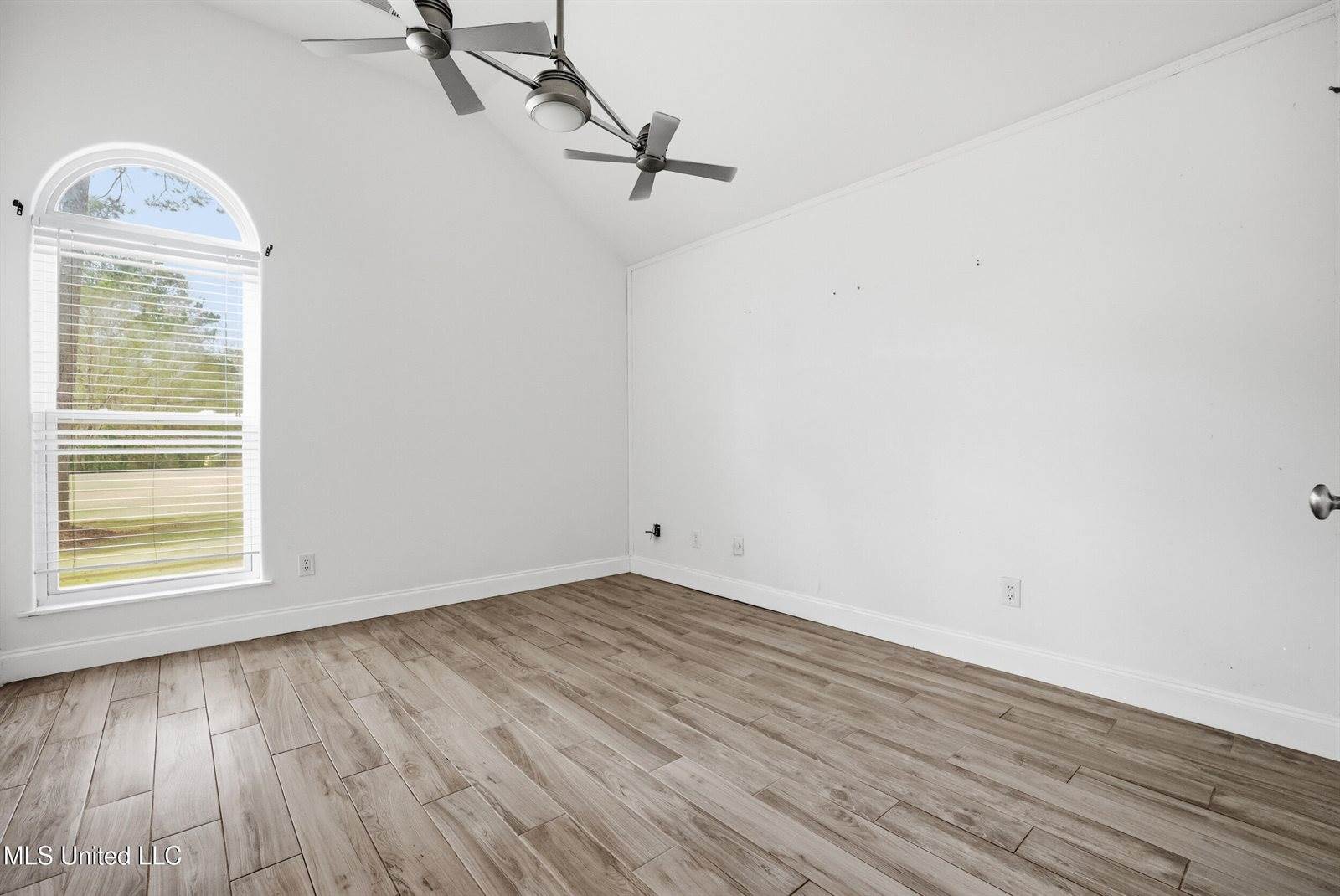 6800 Riviera Drive, Biloxi, MS 39532