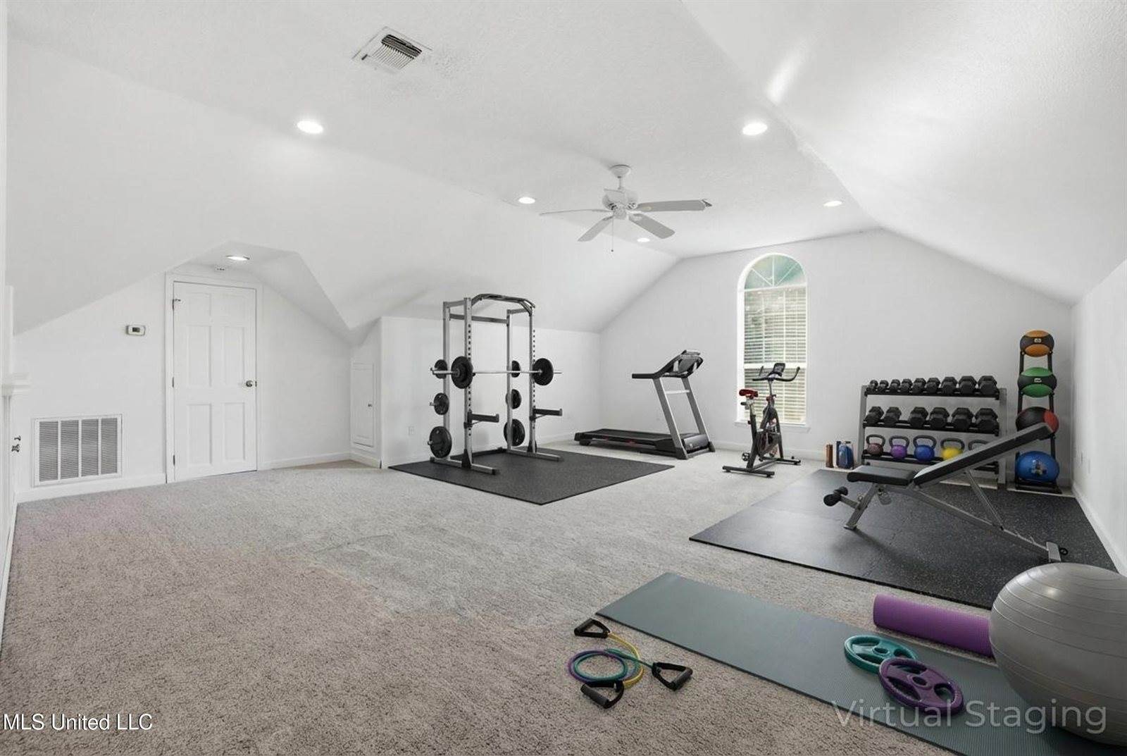 6800 Riviera Drive, Biloxi, MS 39532