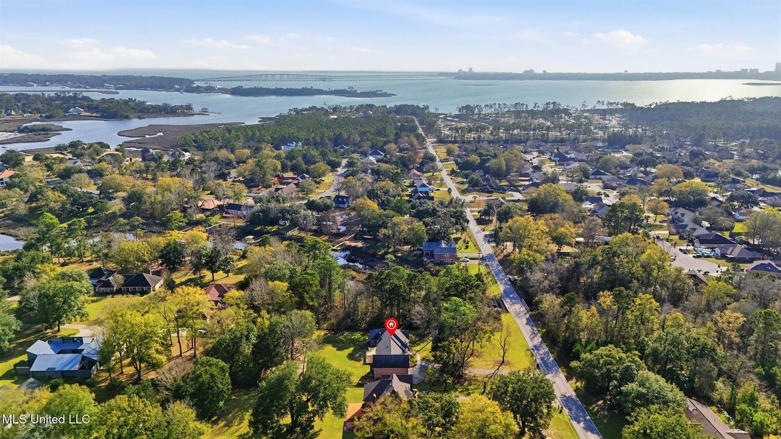 6800 Riviera Drive, Biloxi, MS 39532