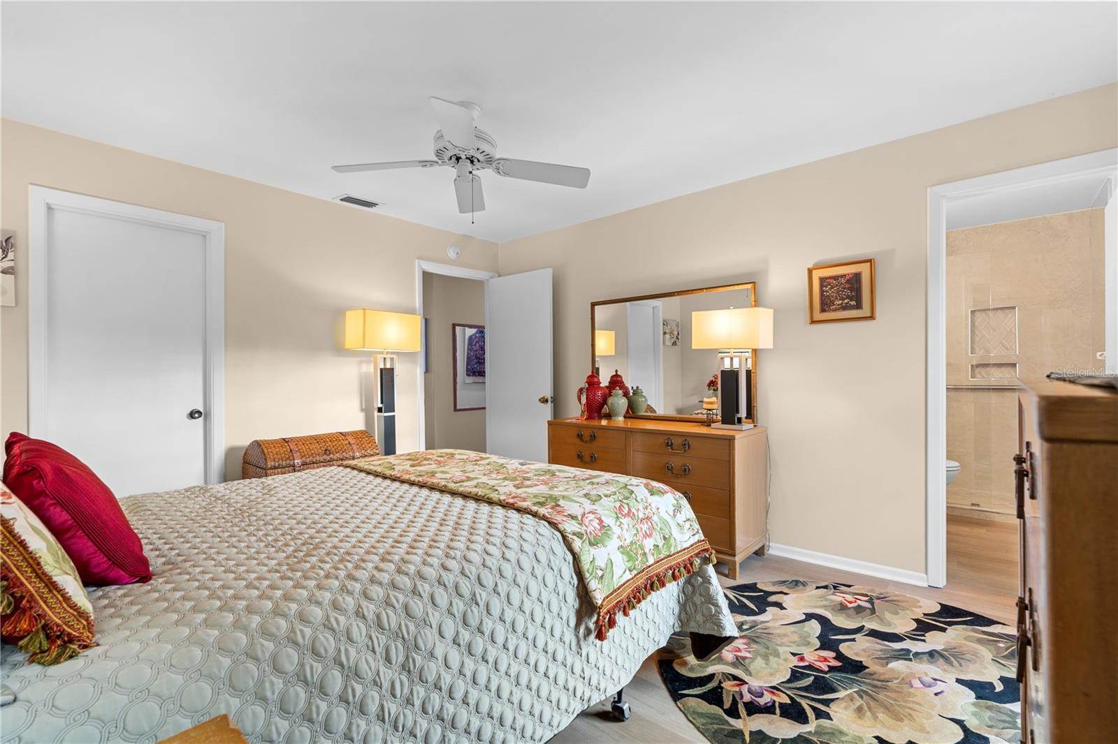 3910 37TH Street South, Saint Petersburg, FL 33711