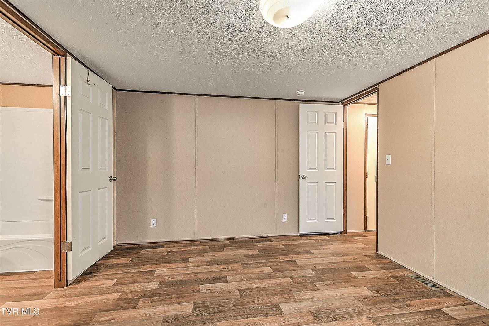 374 Bill Bennett Road, Johnson City, TN 37604