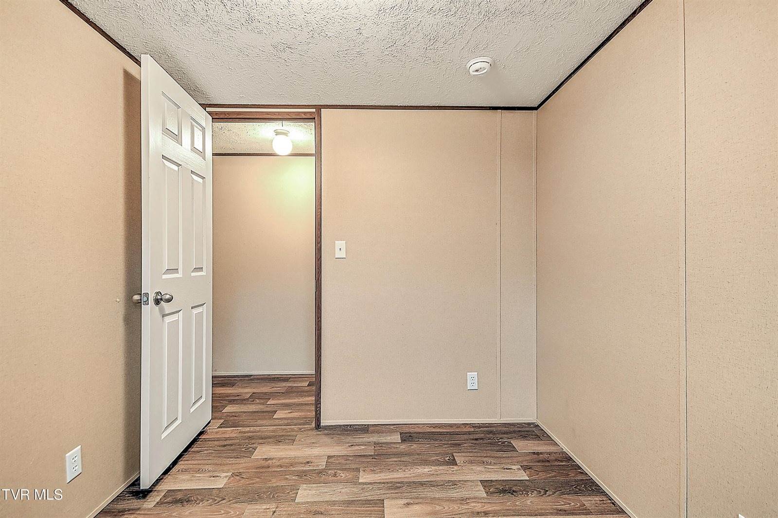 374 Bill Bennett Road, Johnson City, TN 37604