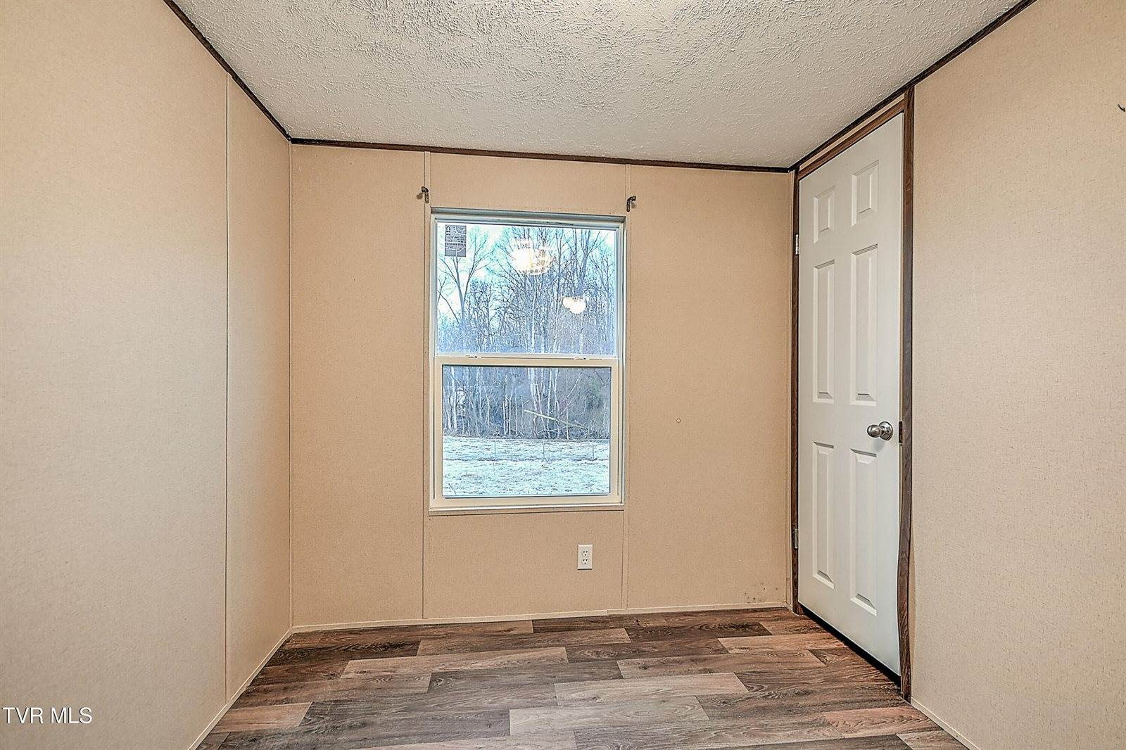 374 Bill Bennett Road, Johnson City, TN 37604