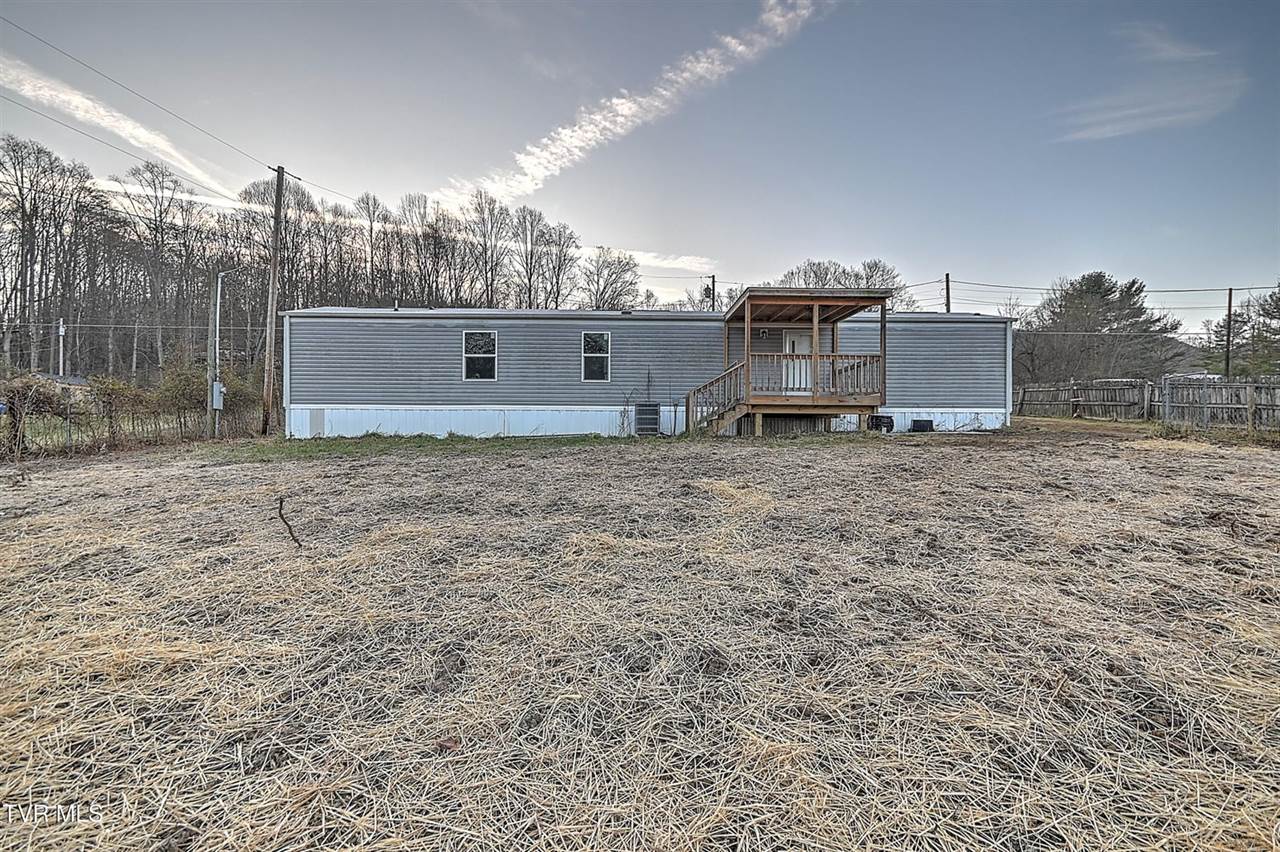 374 Bill Bennett Road, Johnson City, TN 37604