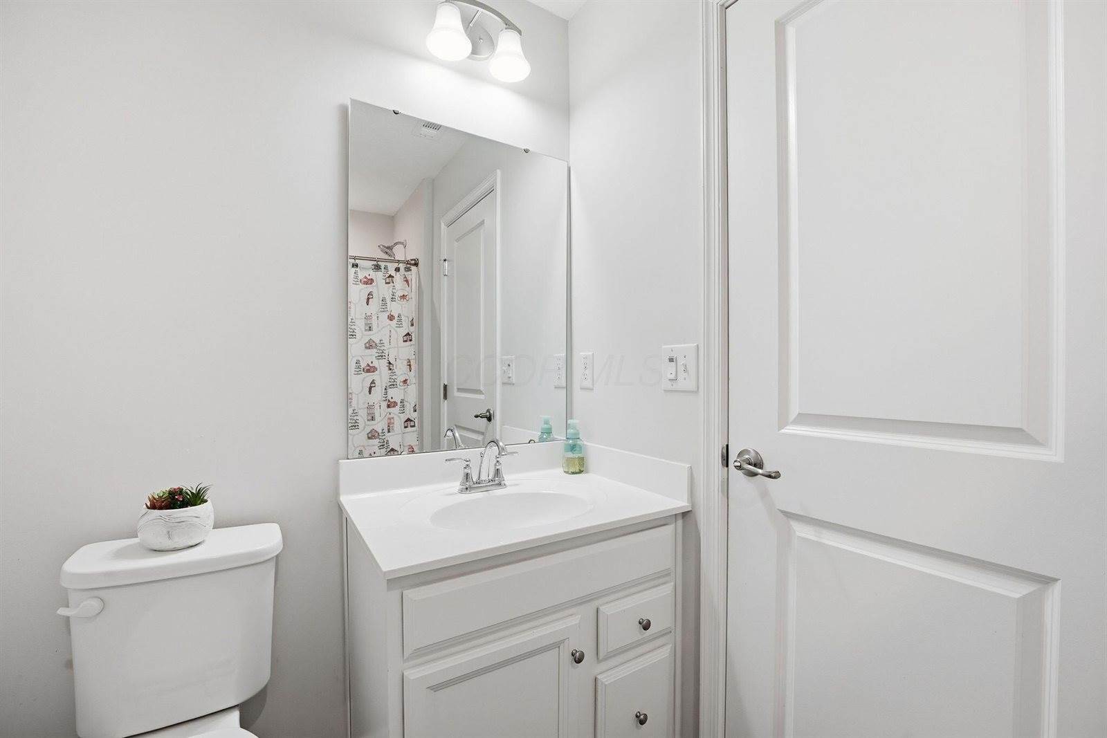 6828 Frey Lane, Reynoldsburg, OH 43068