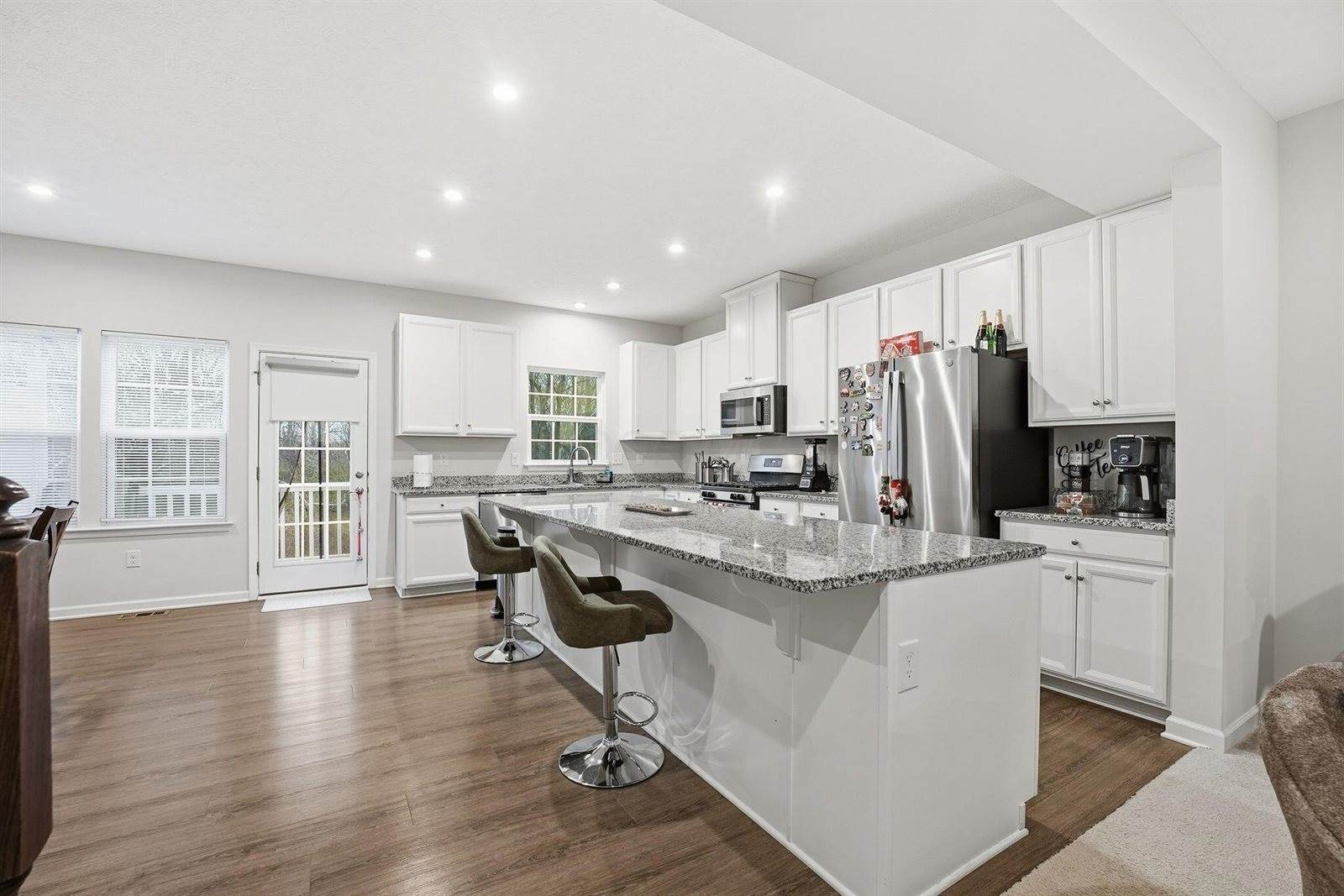 6828 Frey Lane, Reynoldsburg, OH 43068