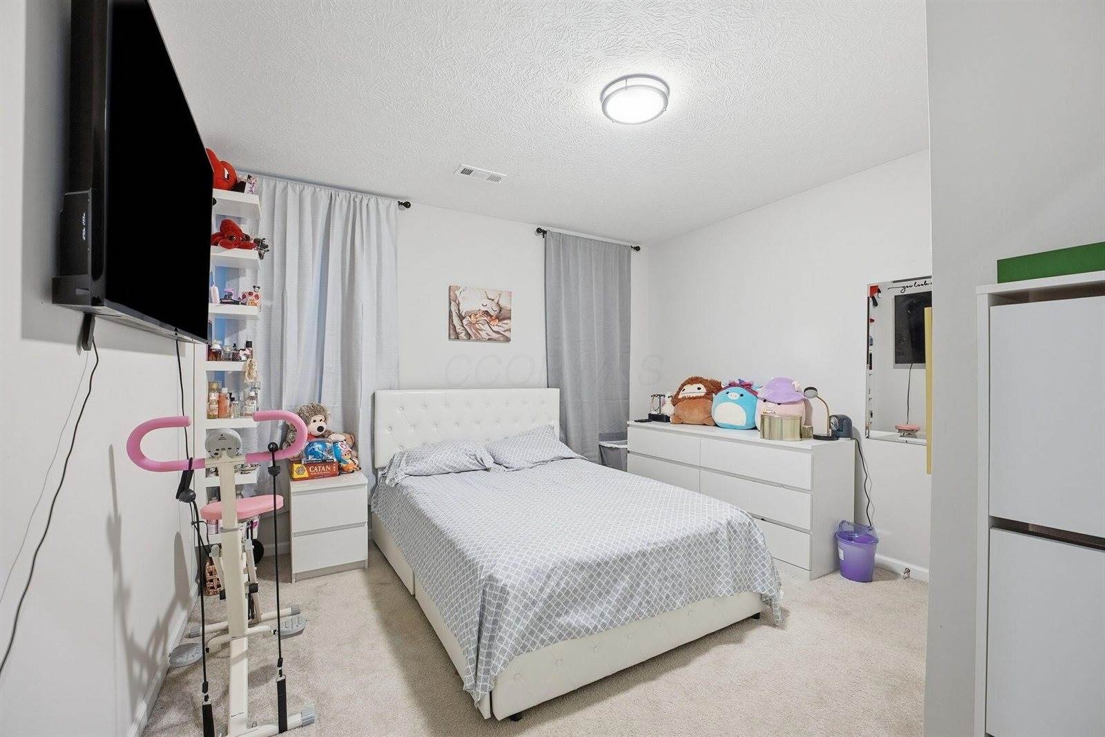 6828 Frey Lane, Reynoldsburg, OH 43068