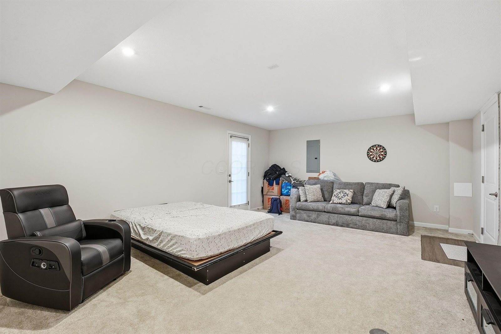 6828 Frey Lane, Reynoldsburg, OH 43068