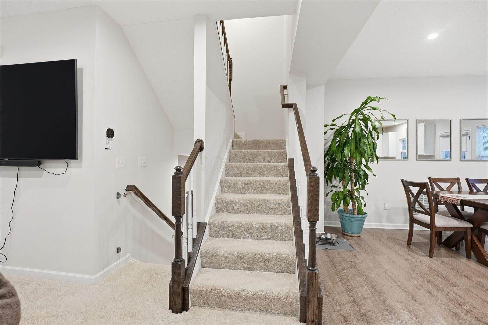 6828 Frey Lane, Reynoldsburg, OH 43068