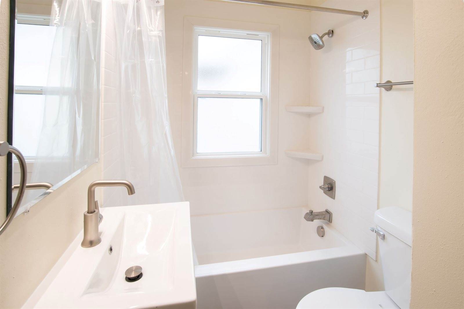 4931 Woodland Avenue, Des Moines, IA 50312