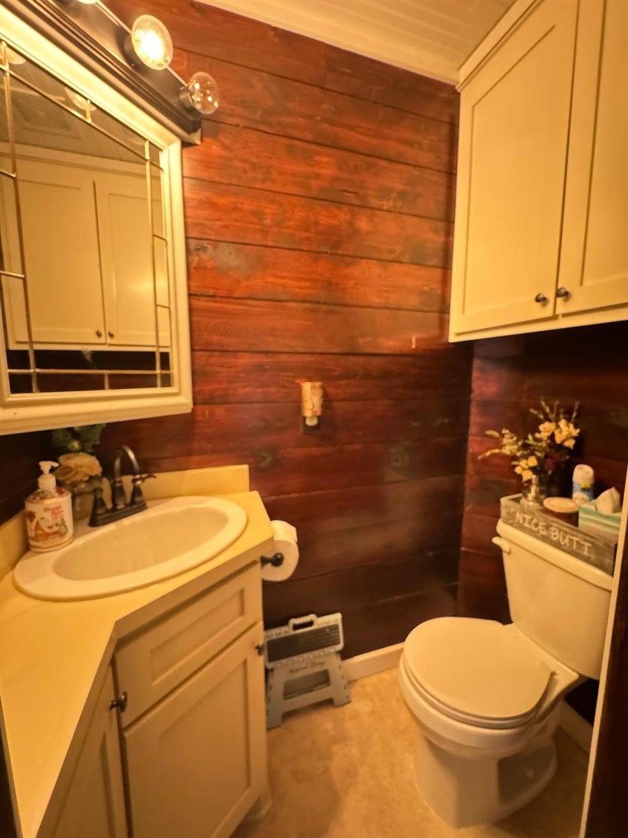 210 Court Avenue North, Sandstone, MN 55072