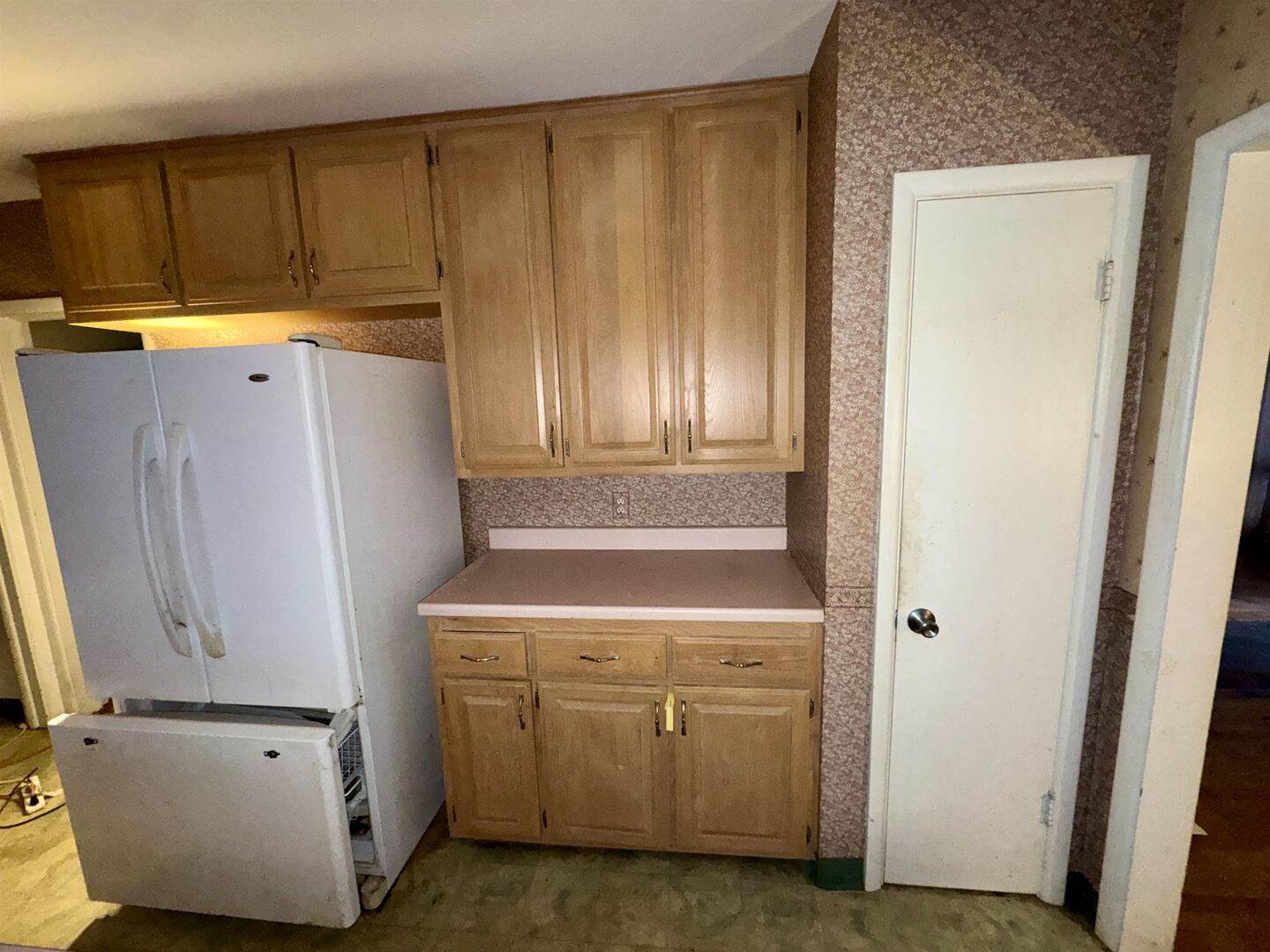 2435 East 41st Street, Davenport, IA 52806