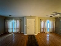 2435 East 41st Street, Davenport, IA 52806