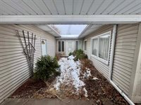 2435 East 41st Street, Davenport, IA 52806