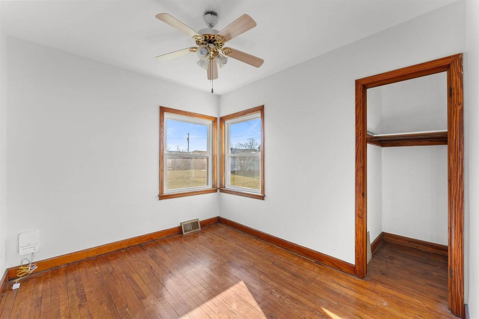 2341 33rd St Street, Moline, IL 61265