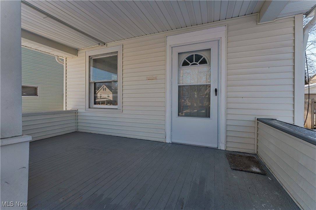 306 Maplewood Avenue, Struthers, OH 44471