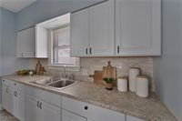 306 Maplewood Avenue, Struthers, OH 44471