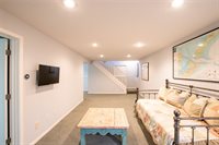 1776 NW 109th Court, Clive, IA 50325