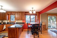 1776 NW 109th Court, Clive, IA 50325