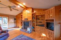 1776 NW 109th Court, Clive, IA 50325