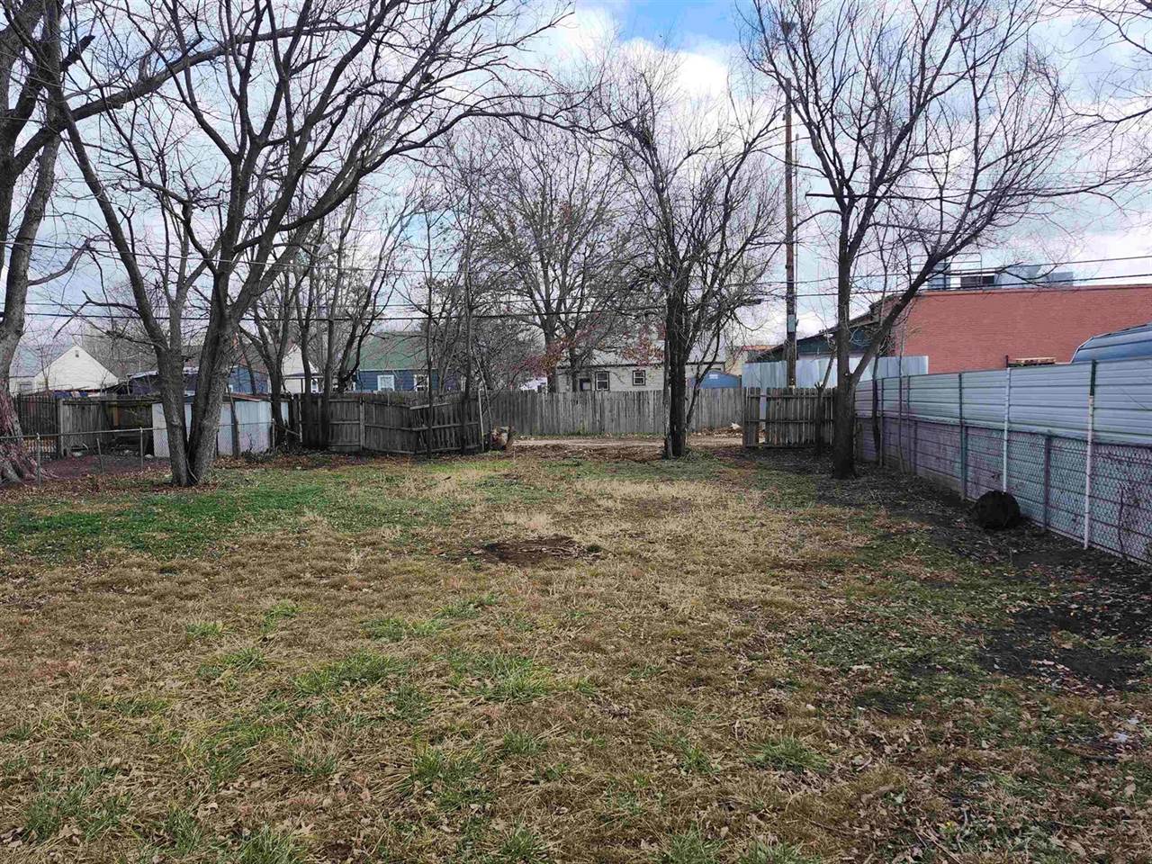 2342 South Mosley Ave, Wichita, KS 67211