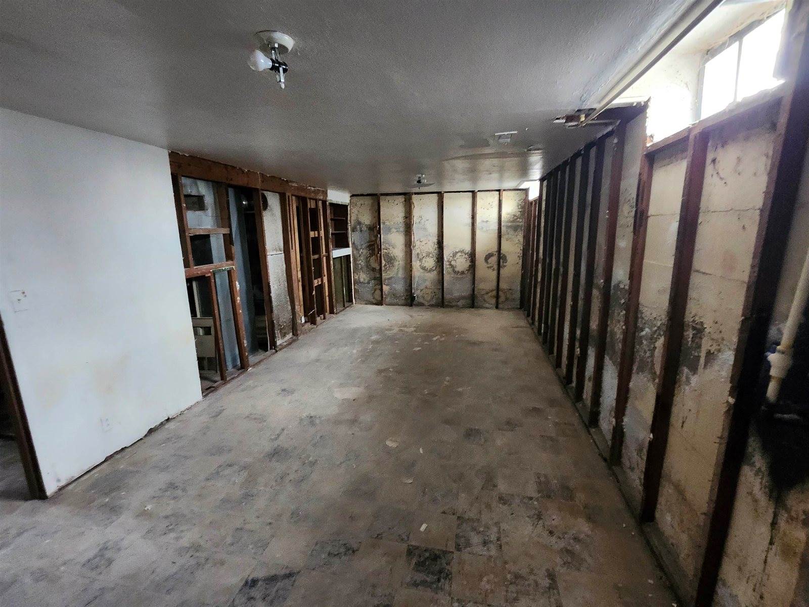 2342 South Mosley Ave, Wichita, KS 67211