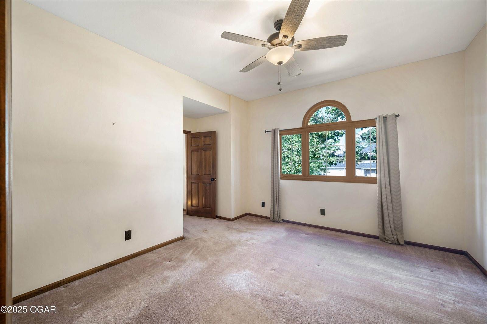 712 West 42nd Street, Joplin, MO 64804