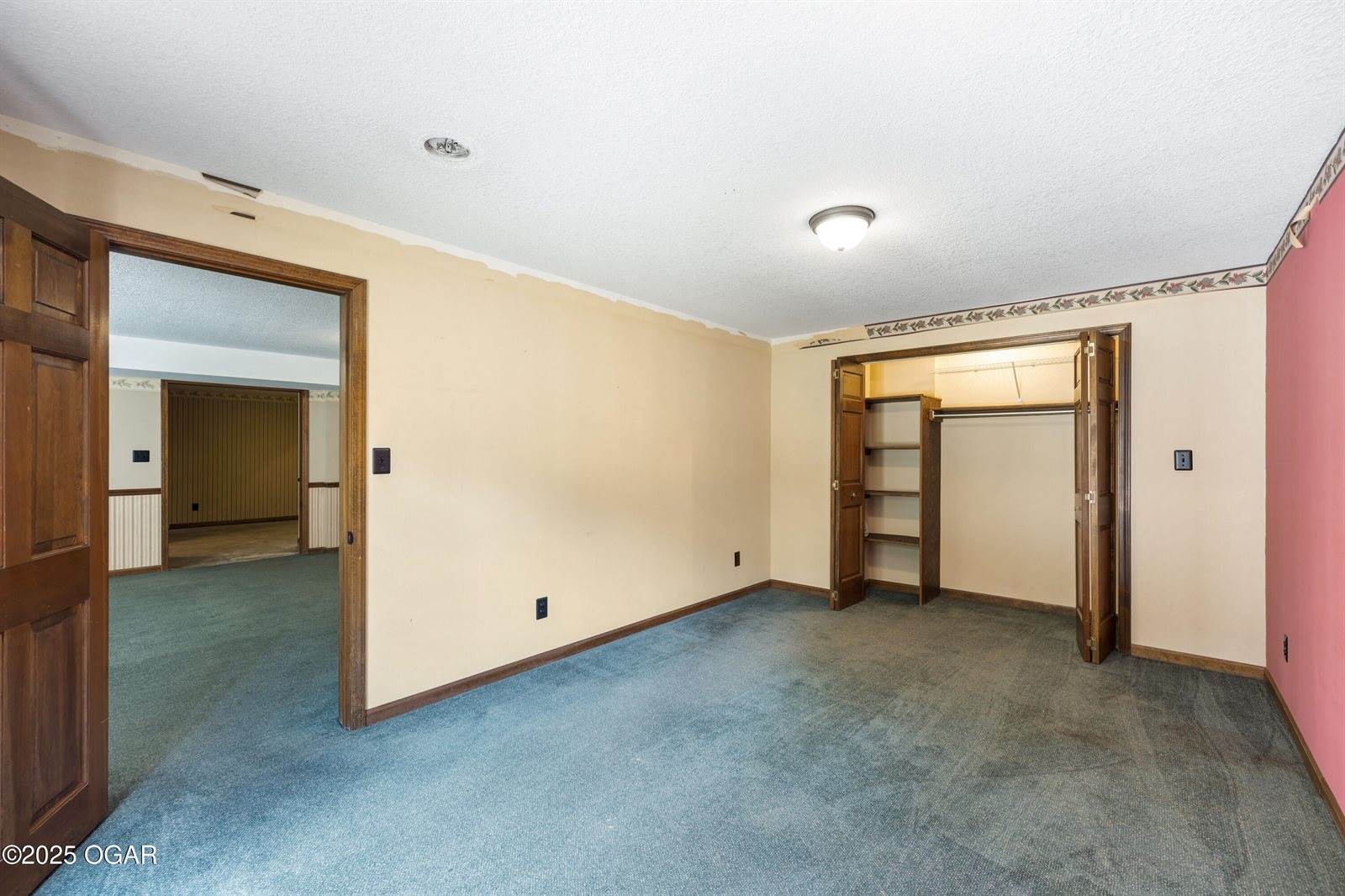 712 West 42nd Street, Joplin, MO 64804