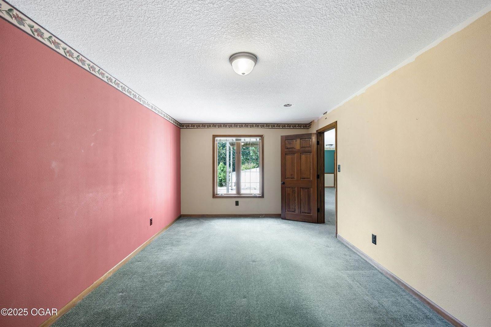 712 West 42nd Street, Joplin, MO 64804